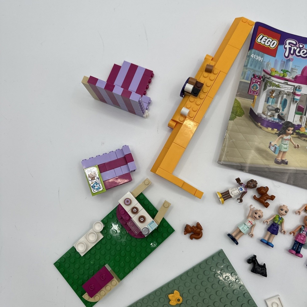 LEGO Friends Heartlake‎ City Hair Salon 41391 Set Nina Emma READ Lego Figures - Picture 2 of 11